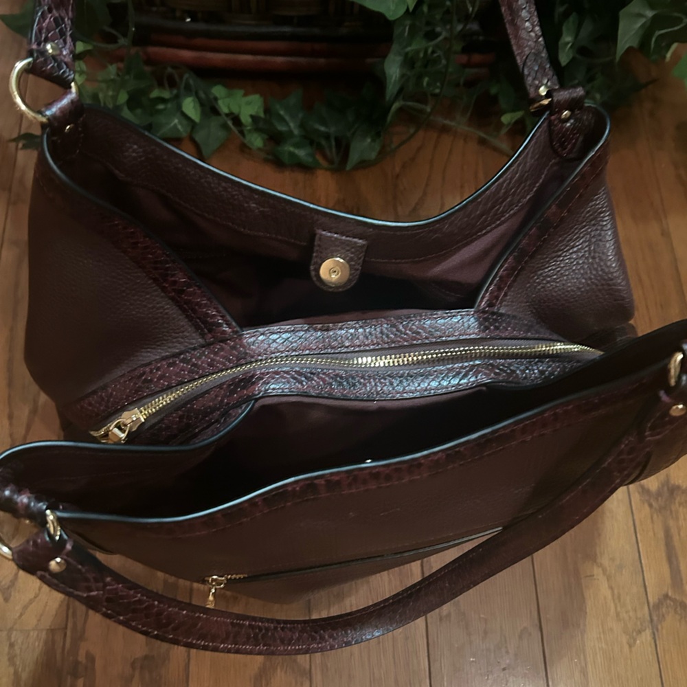 Coach Dark Brown Leather Hobo Tote with Gold Hardware - Picture 6 of 11